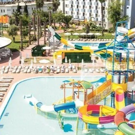 ホテル Club Aqua Plaza 4*
