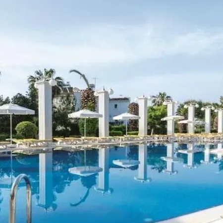 Club Aqua Plaza 호텔 4*