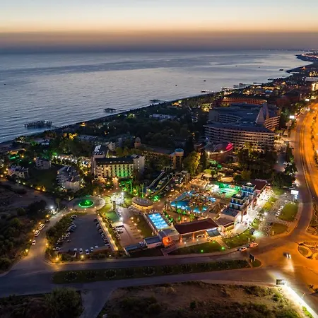 Отель Club Aqua Plaza 4*