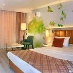 Szálloda Club Aqua Plaza 4*