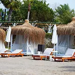 Hotel Club Aqua Plaza 4*