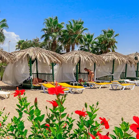 Club Aqua Plaza 4* 알란야