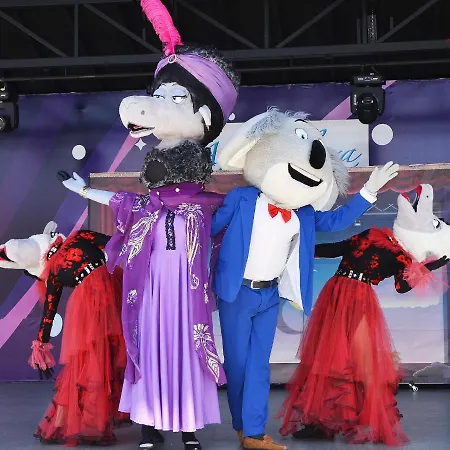 호텔 Club Aqua Plaza