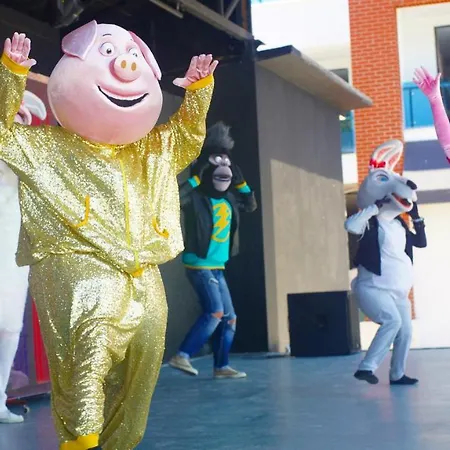 Club Aqua Plaza 호텔