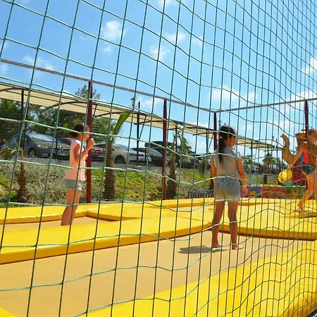 호텔 Club Aqua Plaza