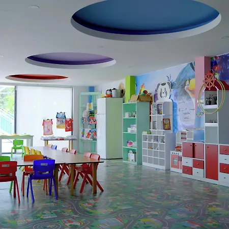 호텔 Club Aqua Plaza