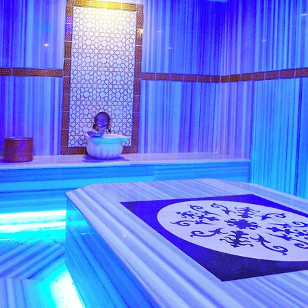 Club Aqua Plaza 4*