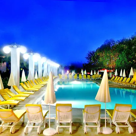 Club Aqua Plaza 4*