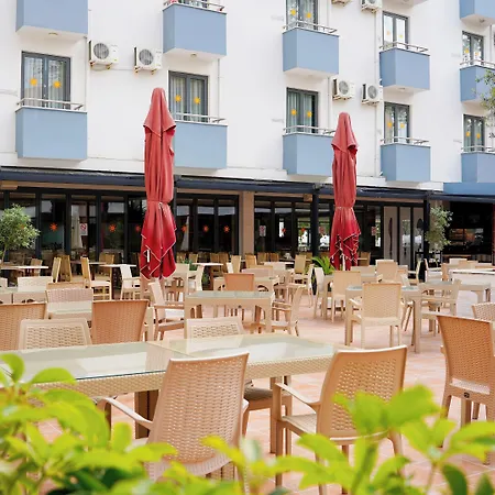 호텔 Club Aqua Plaza 4*