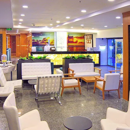 Club Aqua Plaza Hotelli