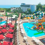 Hotel Club Aqua Plaza