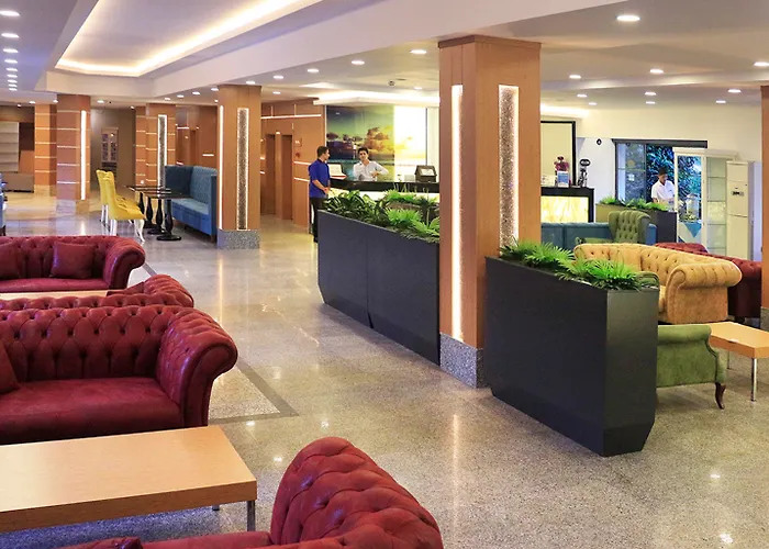 מלון Club Aqua Plaza