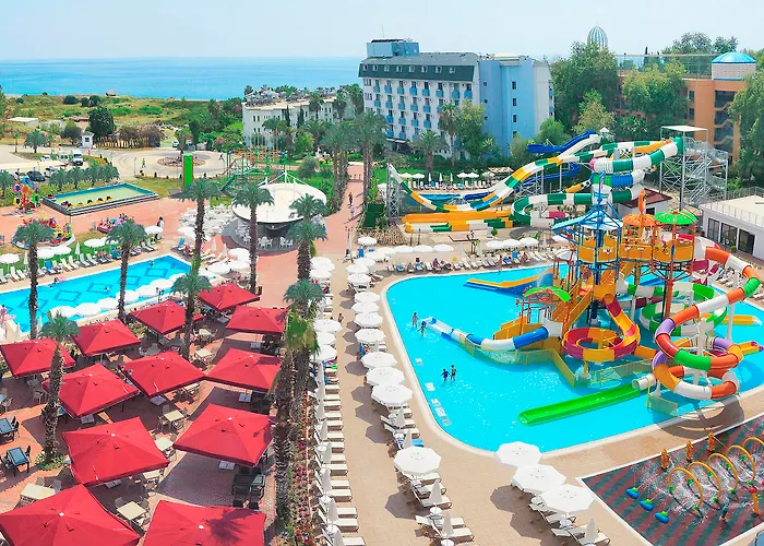 מלון Club Aqua Plaza